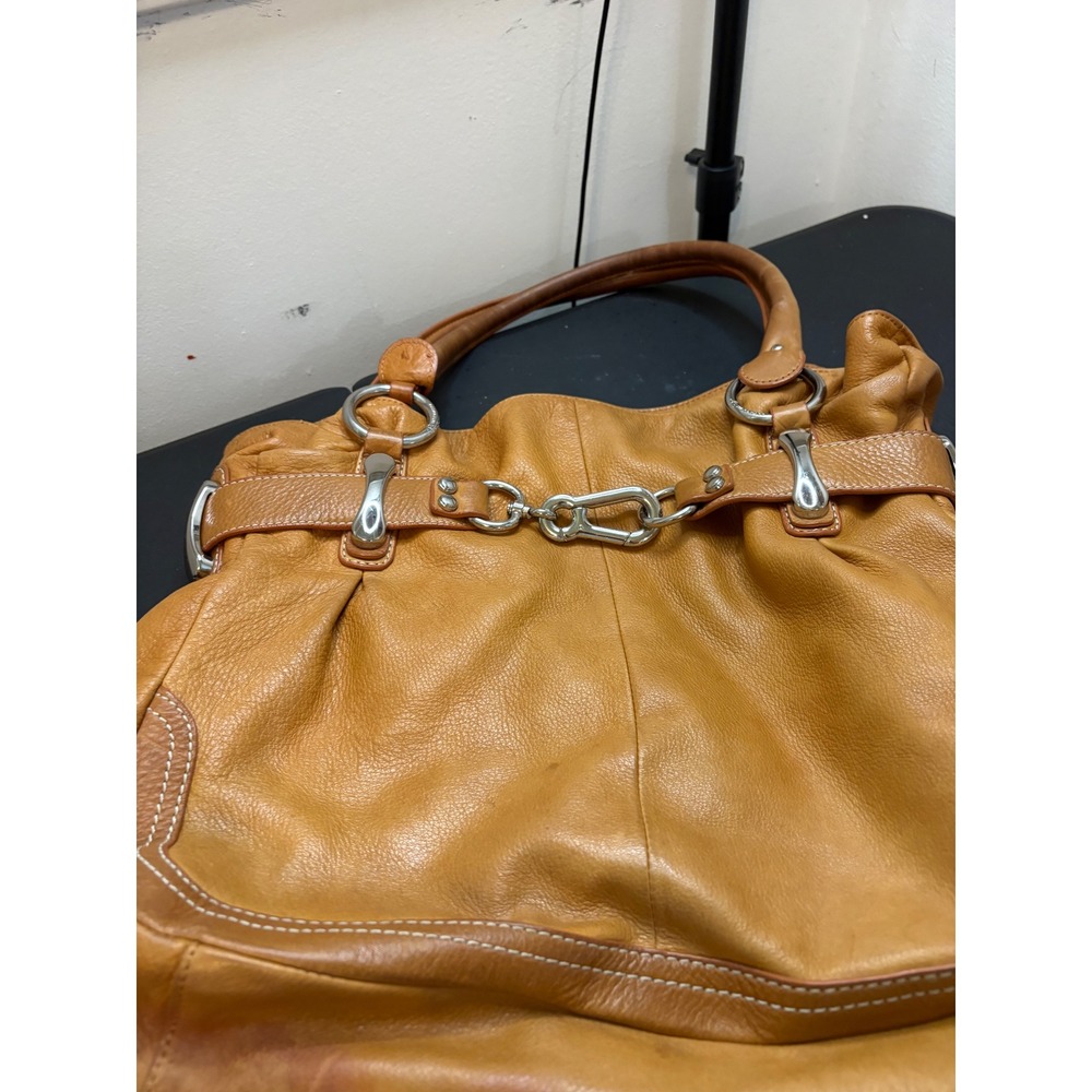 B. Makowsky Ginger Pebbled Leather Hobo Bag Silver Hardware Leopard Lining